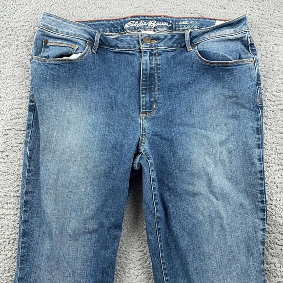 Eddie Bauer Jeans Womens 14 Slightly Curvy Boot Cut Western Stretch Denim Casual - Picture 1 of 12